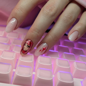 Маникюр с покрытием и дизайном